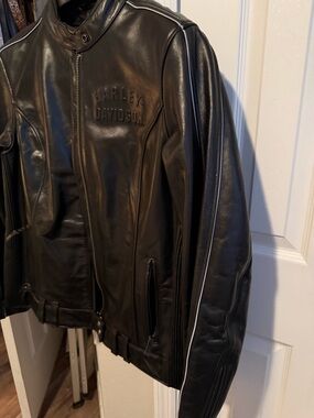 Harley-Davidson Black Leather Jacket with reflective Piping